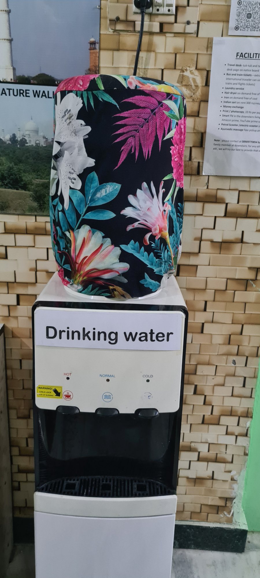 Drinking water dispenser